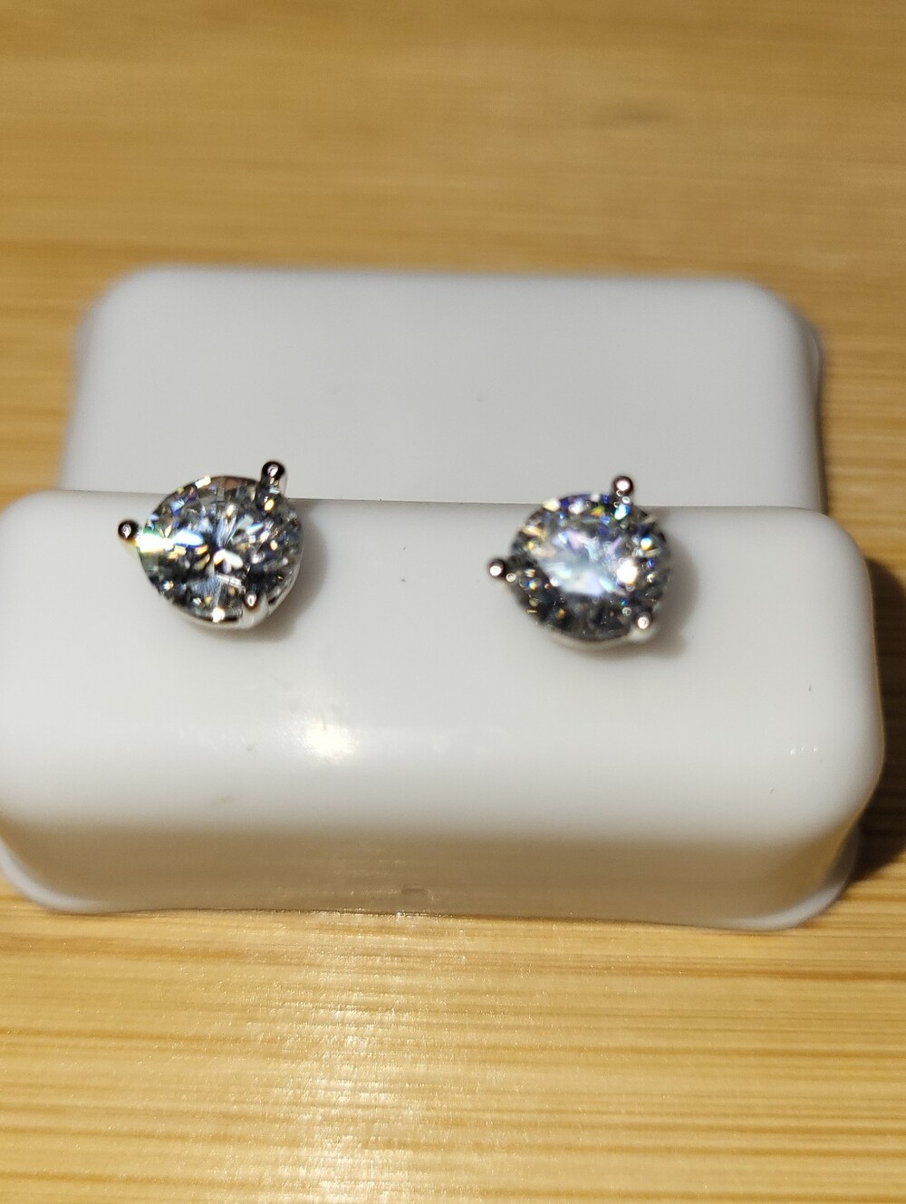 2CTW Moissanite Stud Earrings in 926 Sterling Silver